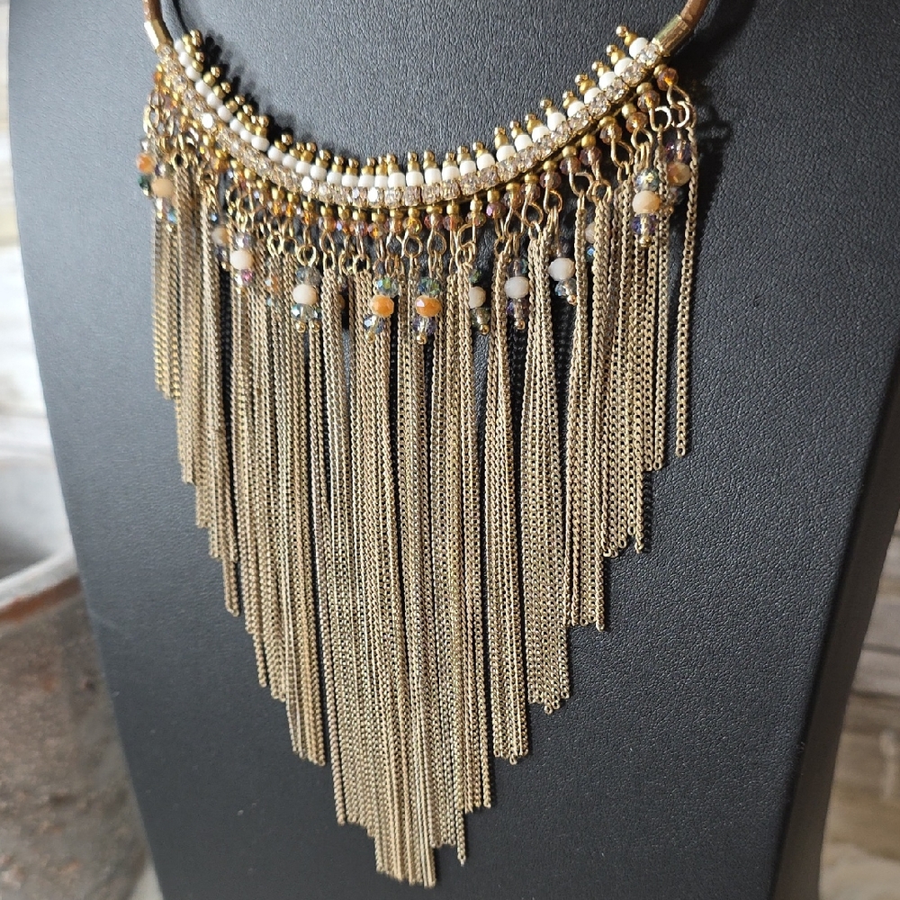 Elegant Gold Fringe Necklace